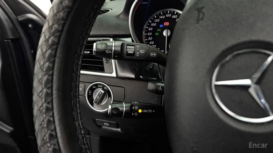 Mercedes-Benz M-class