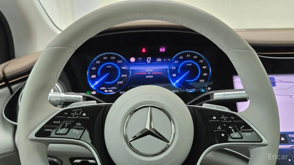 Mercedes-Benz EQS