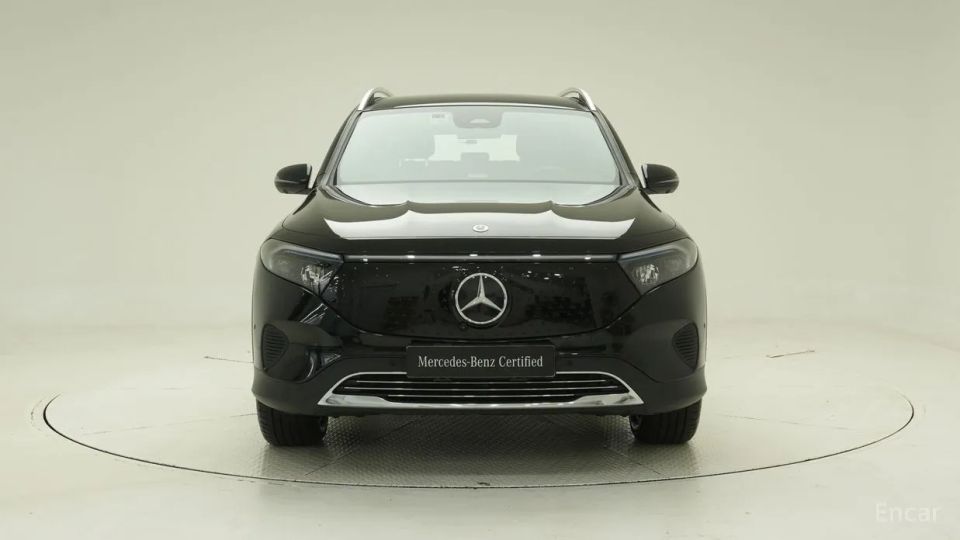 Mercedes-Benz EQB