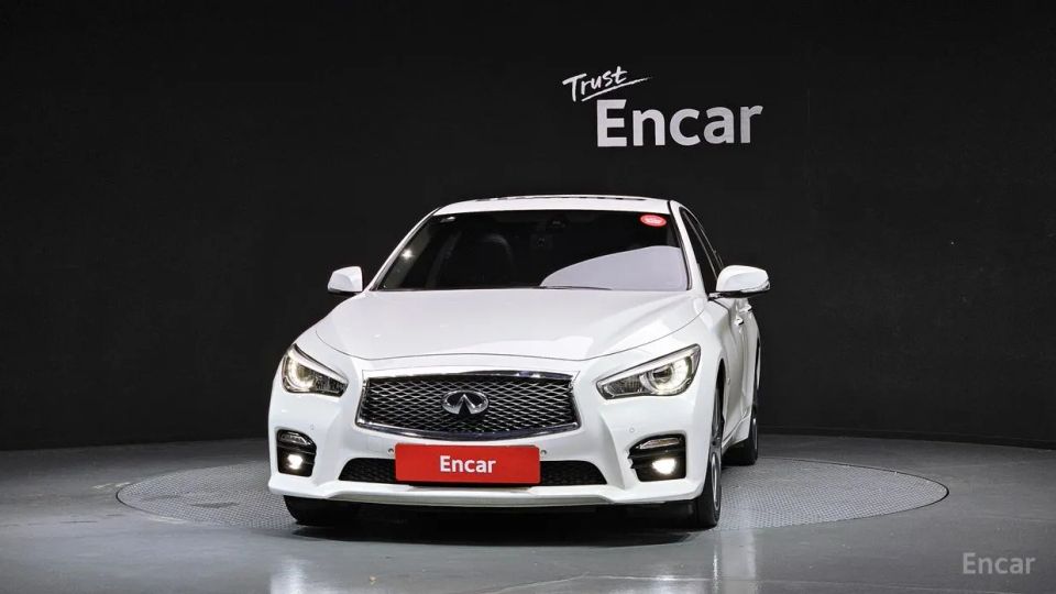 Infiniti Q50