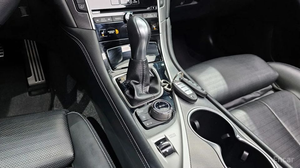 Infiniti Q50