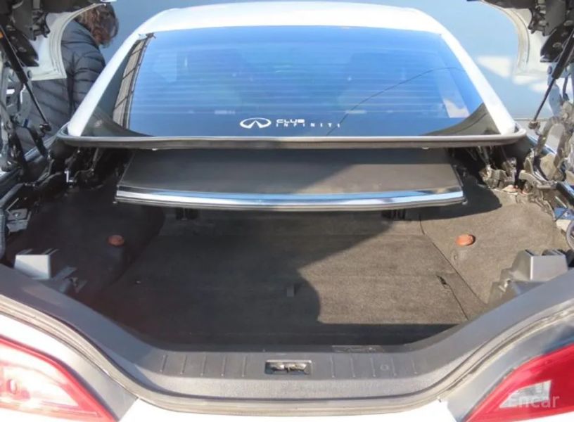 Infiniti G