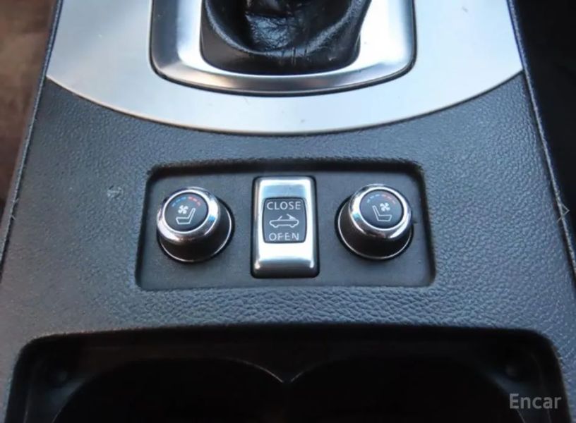 Infiniti G