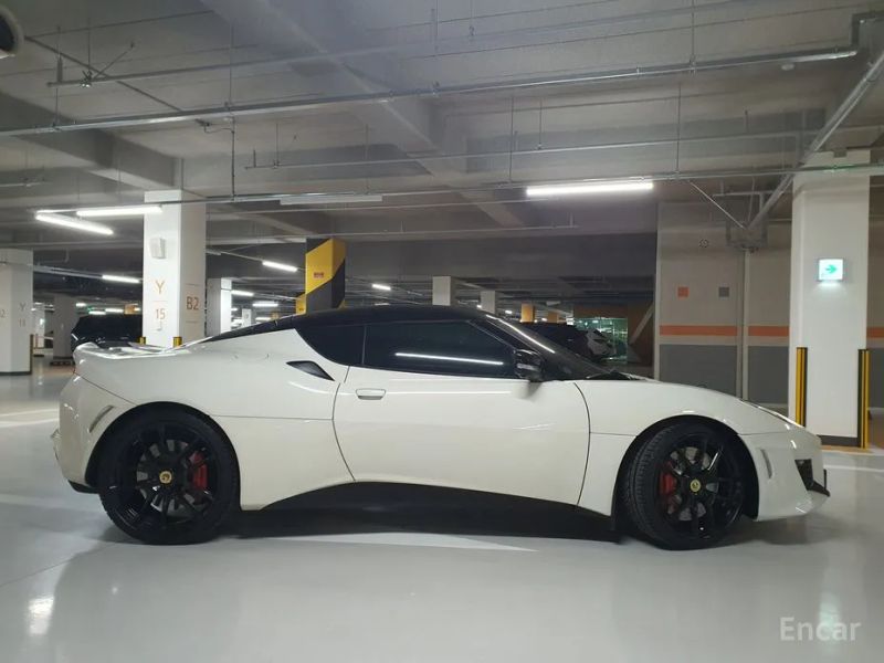 Lotus Evora