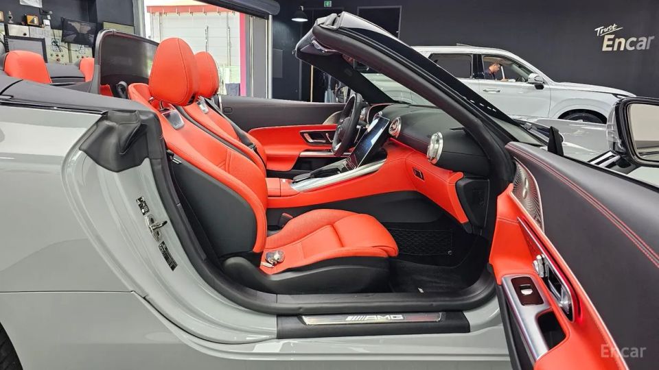Mercedes-Benz SL-Class