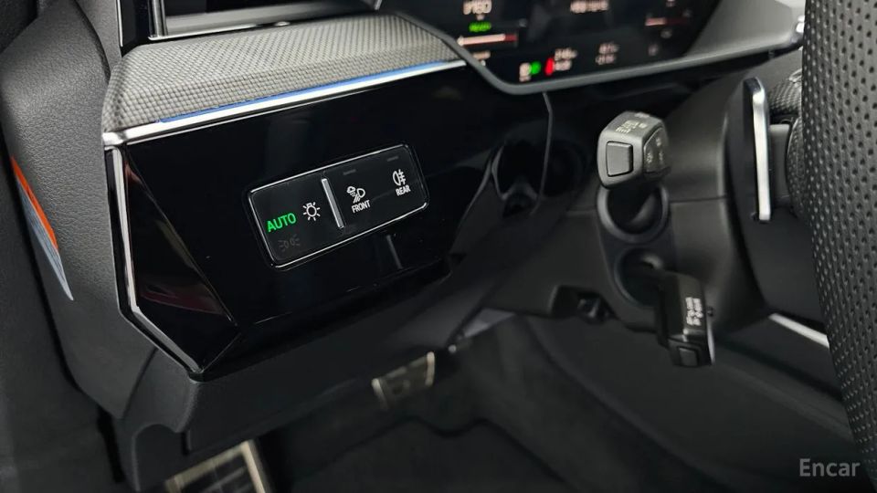 Audi SQ8 e-tron