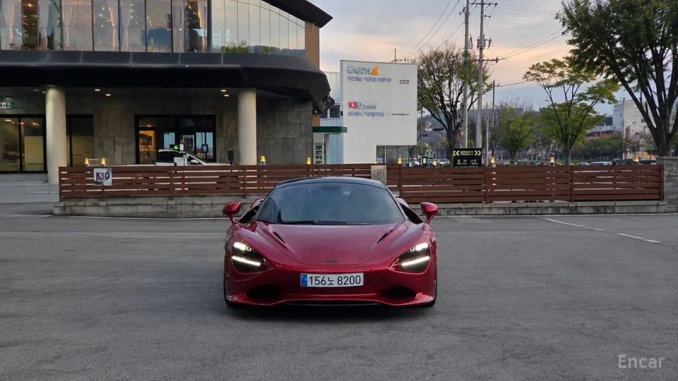 Mclaren 750S