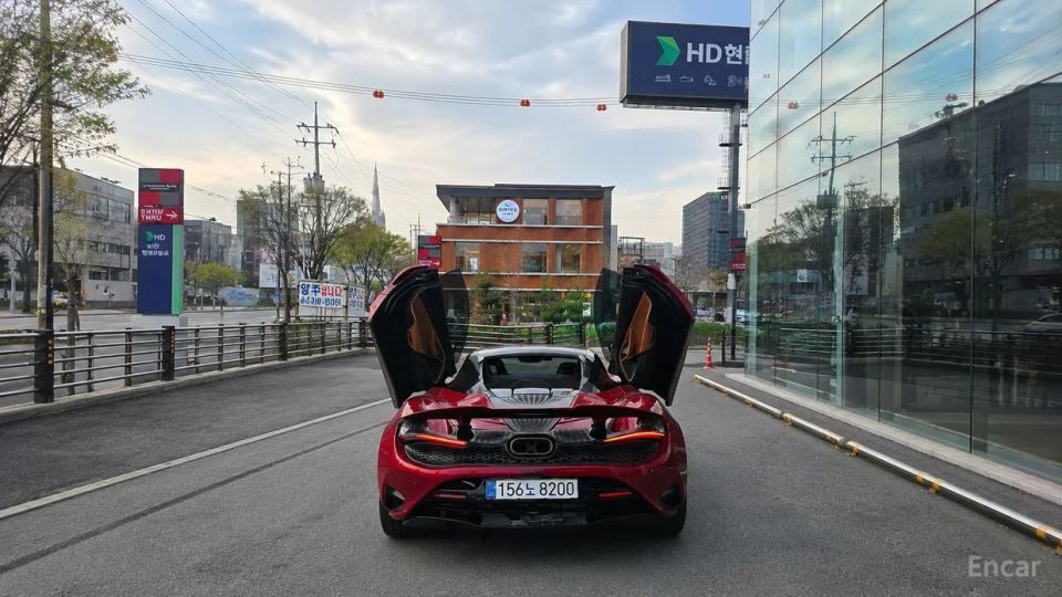 Mclaren 750S