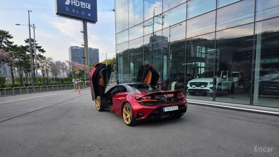 Mclaren 750S