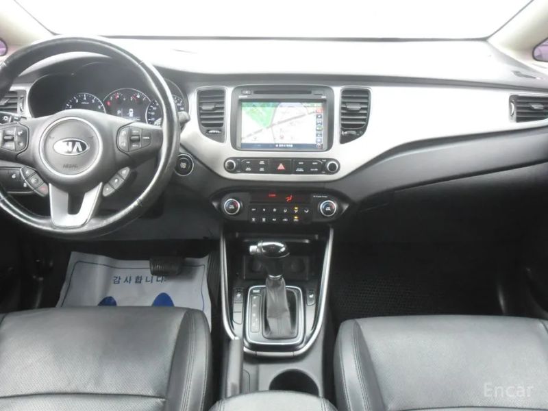 Kia Carens