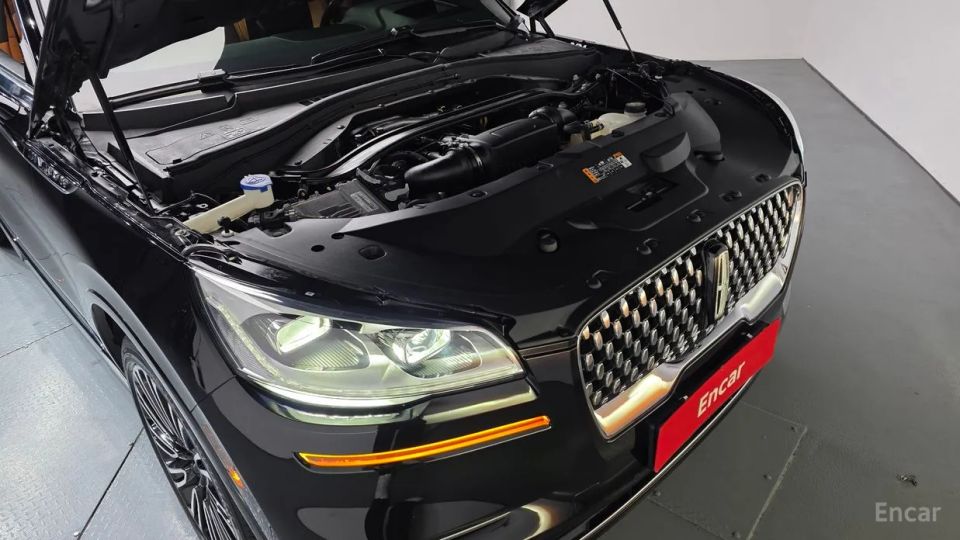 Lincoln Aviator