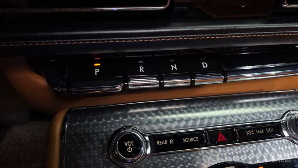 Lincoln Aviator