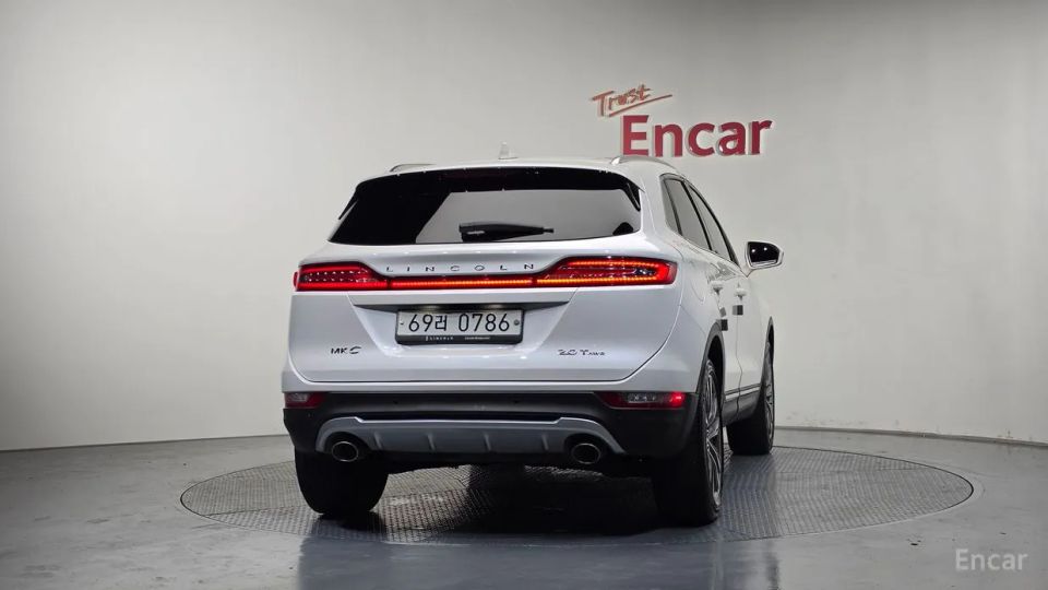 Lincoln MKC