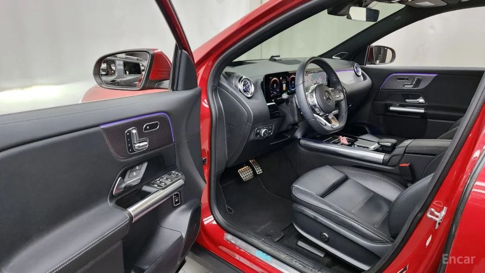 Mercedes-Benz EQA