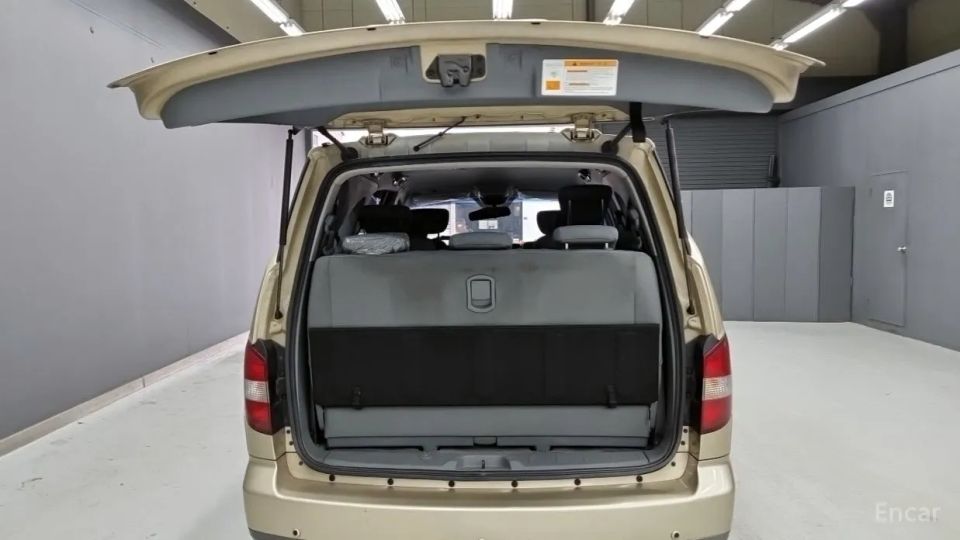KG_Mobility_Ssangyong Rodius