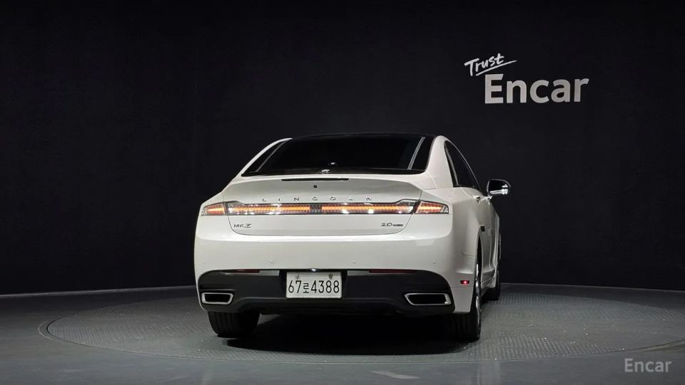 Lincoln MKZ