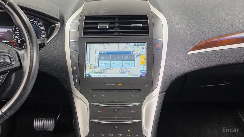 Lincoln MKZ