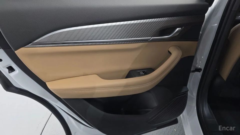 Renault-KoreaSamsung Grand Koleos
