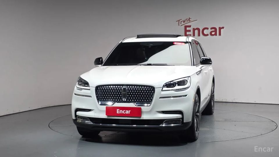 Lincoln Aviator