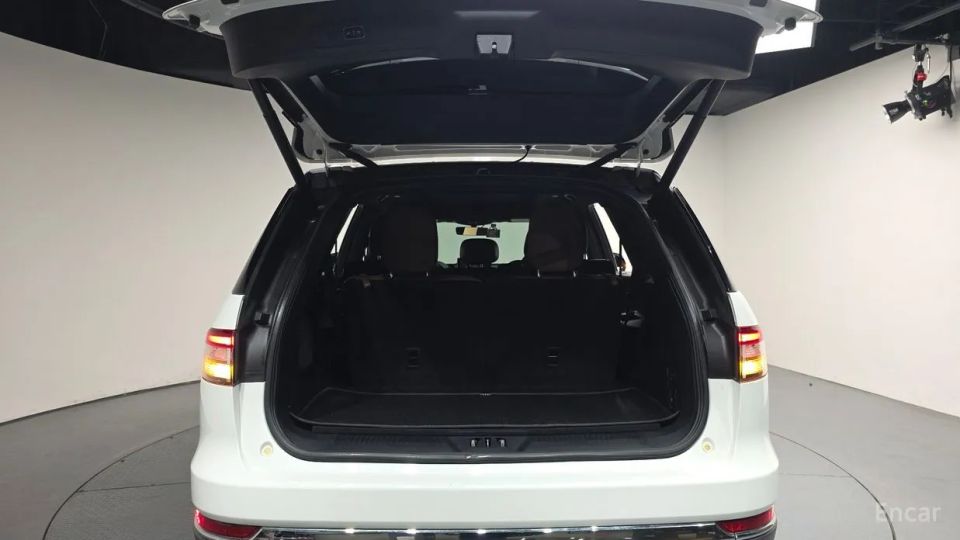 Lincoln Aviator