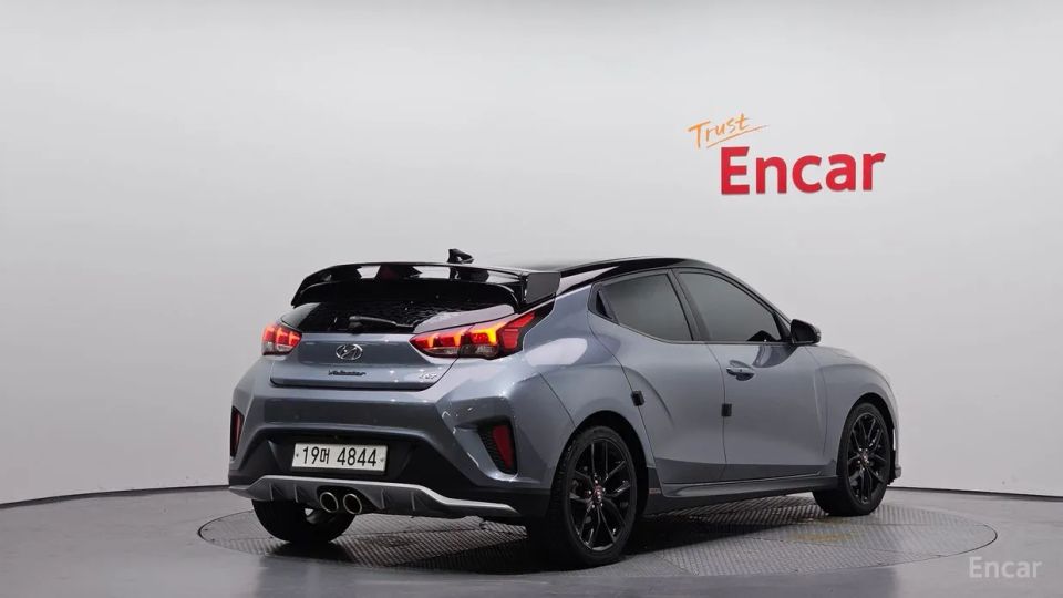 Hyundai Veloster