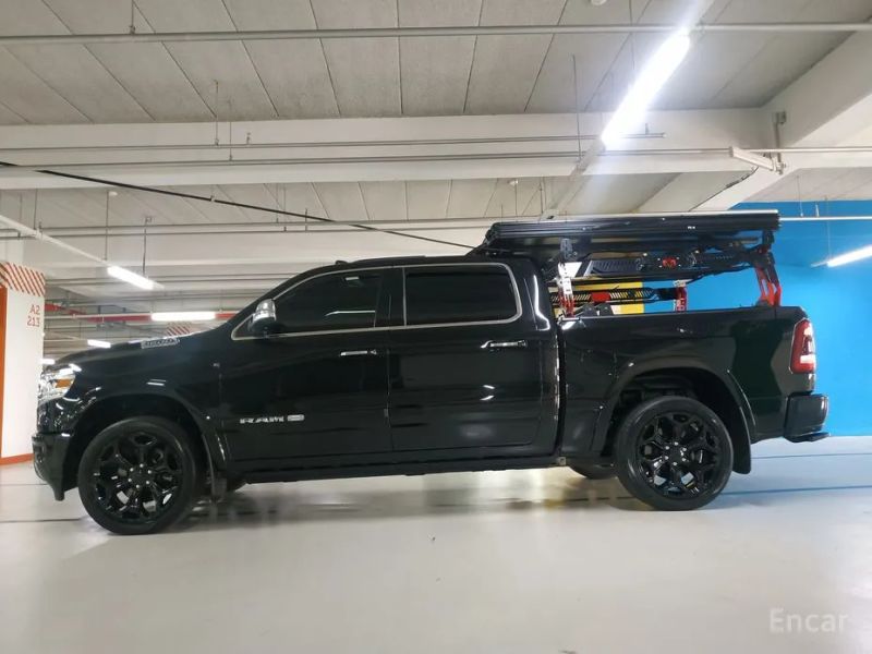 Dodge Ram Pick Up