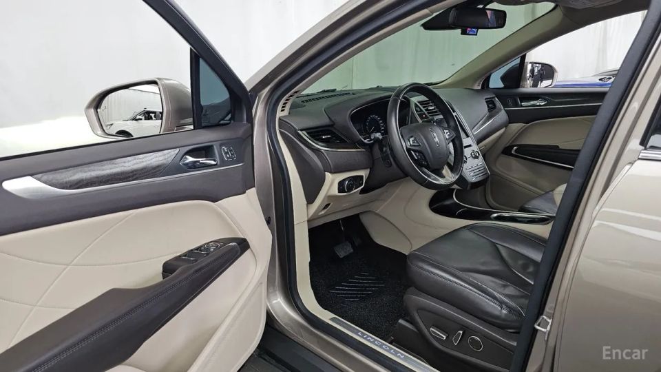 Lincoln MKC