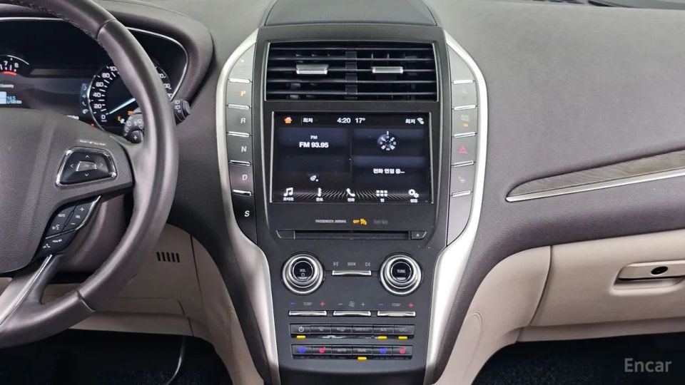 Lincoln MKC