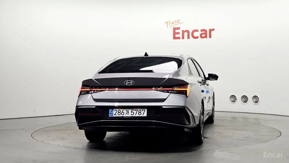 Hyundai AVANTE