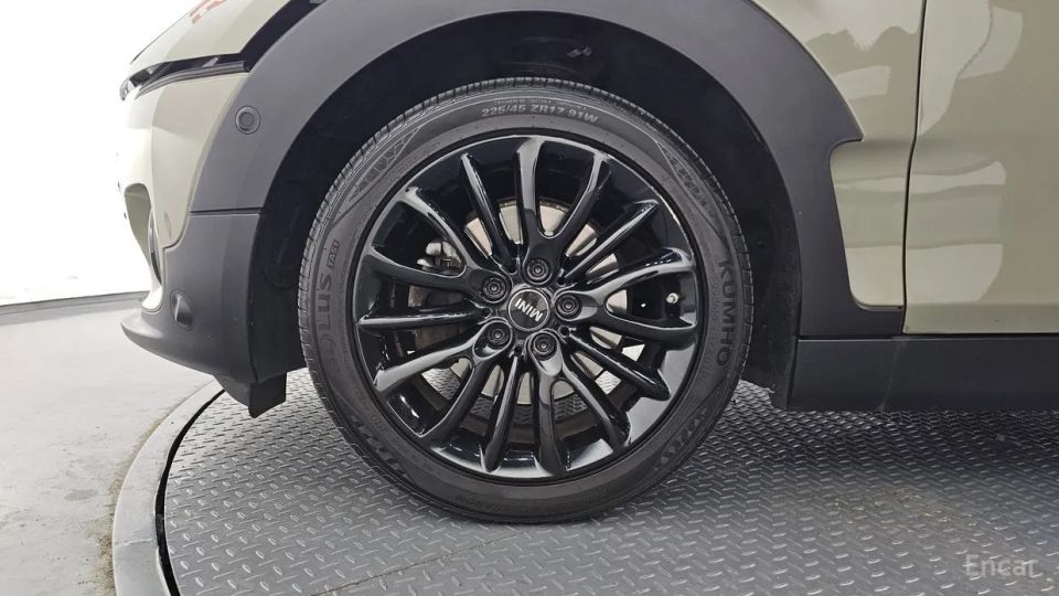 Mini clubman