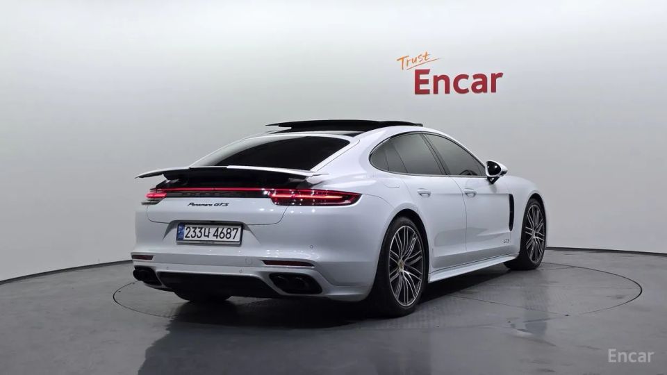 Porsche Panamera