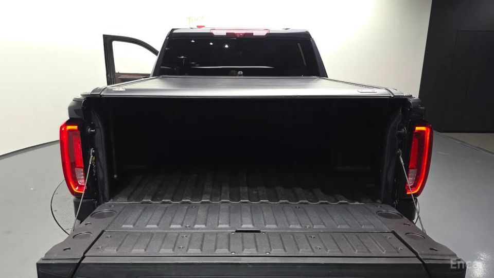GMC Sierra