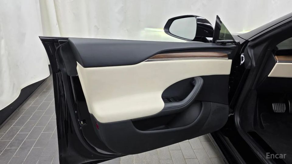 Tesla model-s