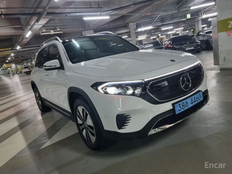 Mercedes-Benz EQB