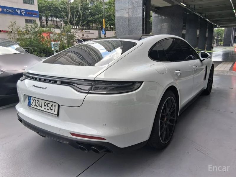 Porsche Panamera