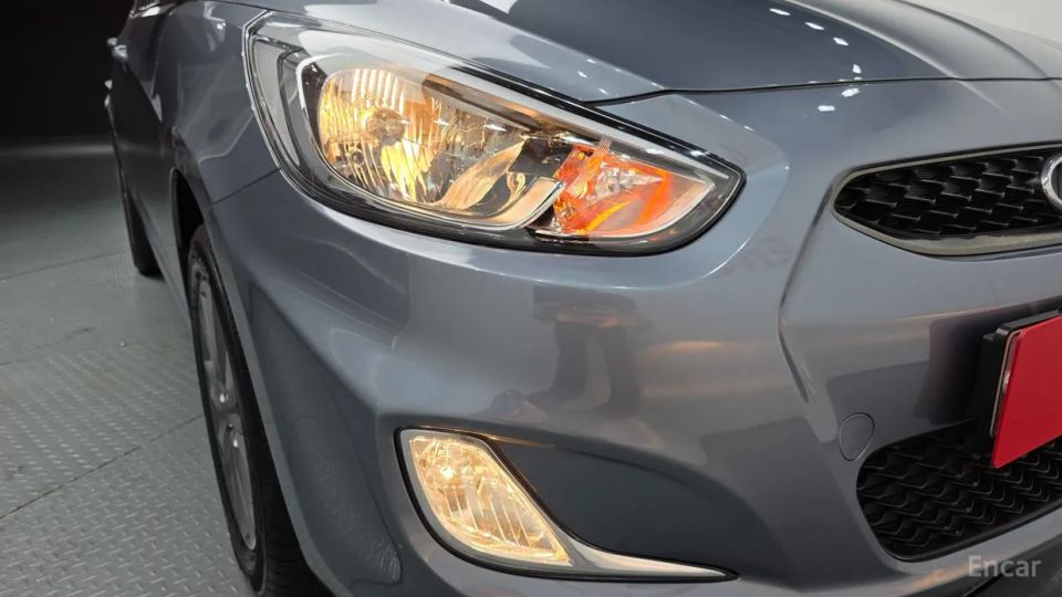 Hyundai Accent