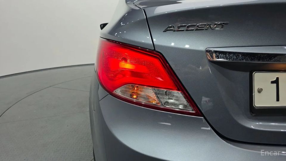 Hyundai Accent