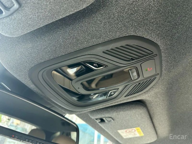 Renault-KoreaSamsung Grand Koleos