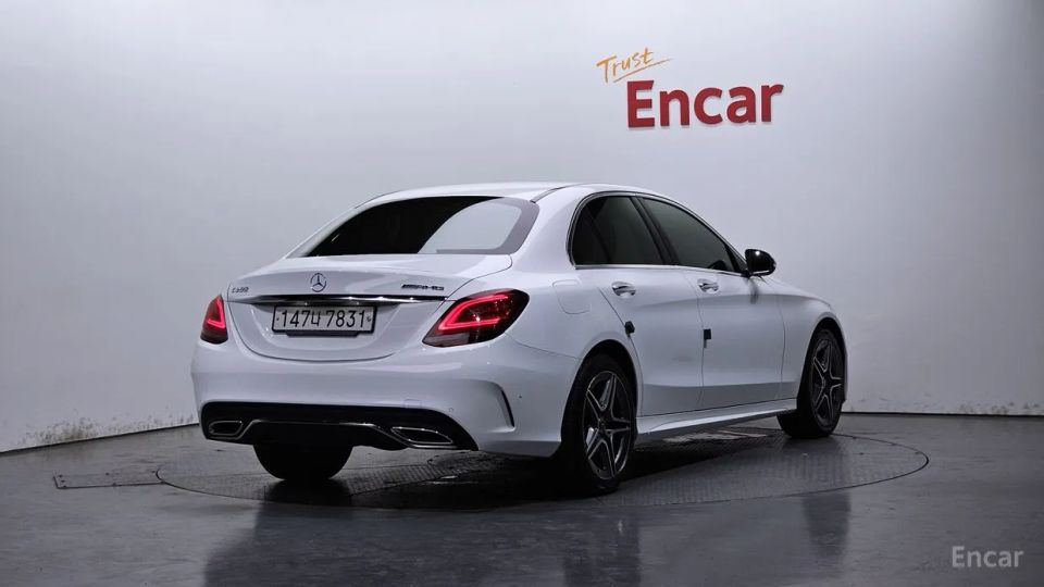 Mercedes-Benz C-Class