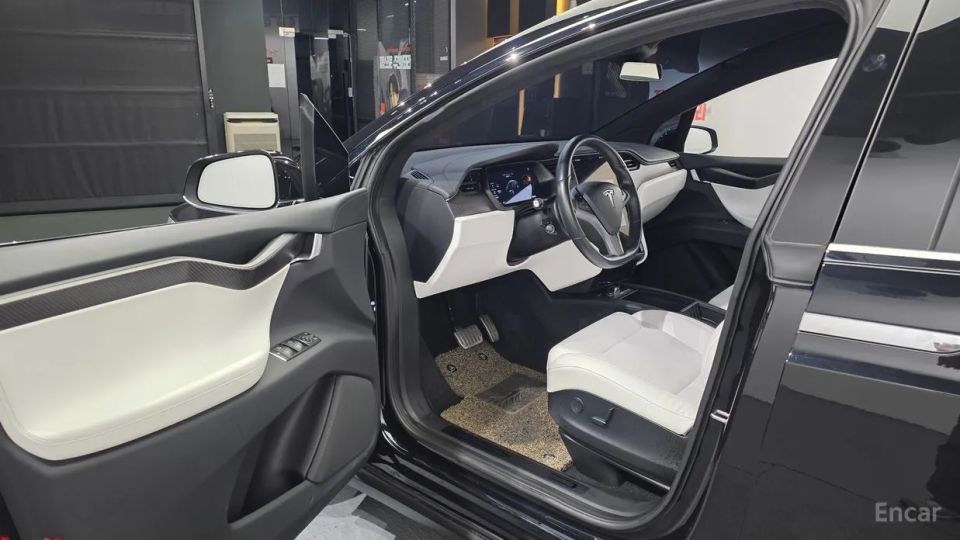 Tesla model-x