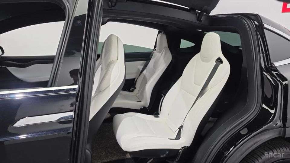 Tesla model-x