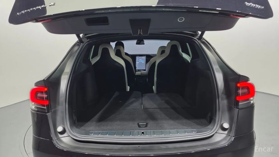 Tesla model-x