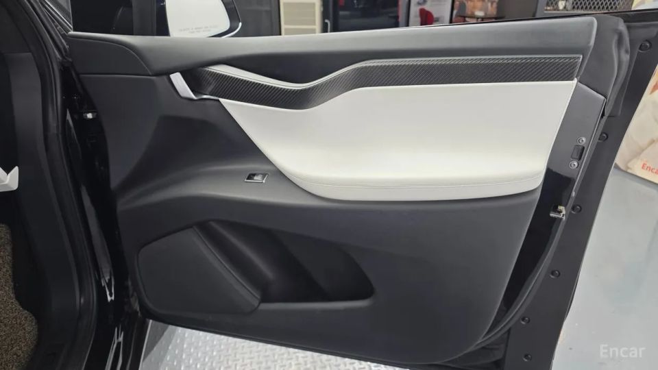 Tesla model-x