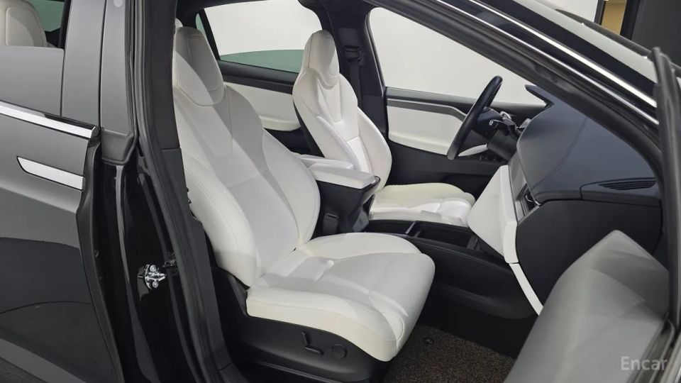 Tesla model-x