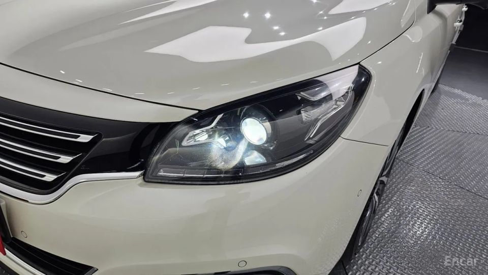 Renault-KoreaSamsung SM7