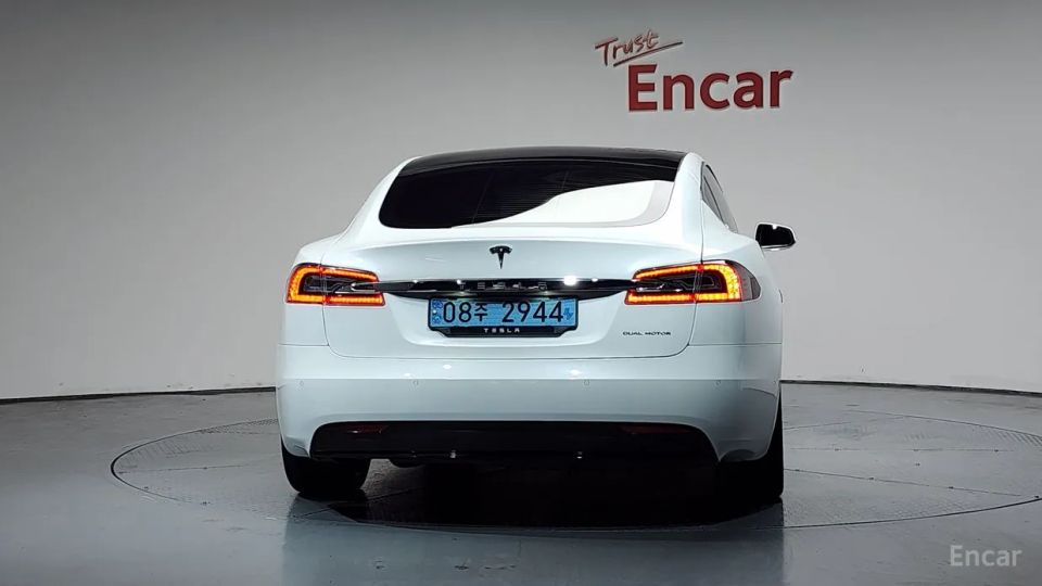 Tesla model-s