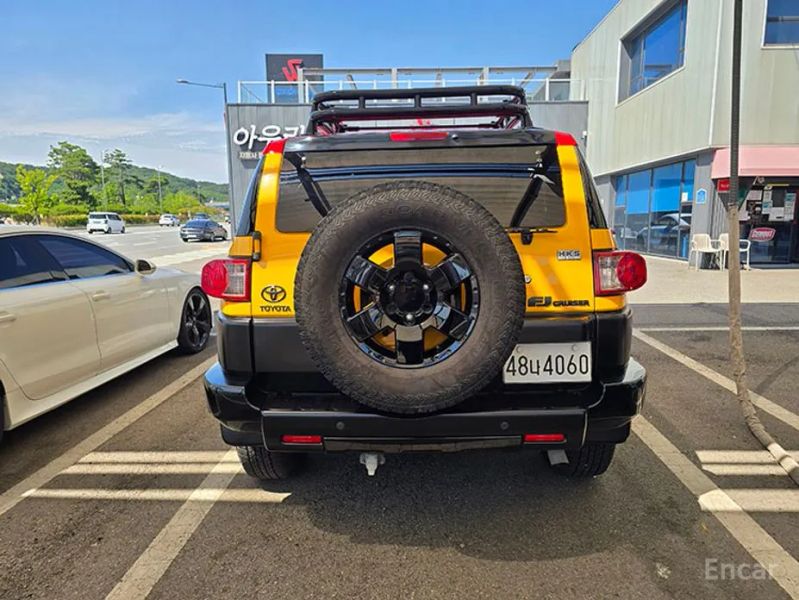 Toyota FJ Cruiser