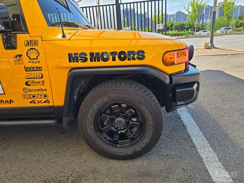 Toyota FJ Cruiser