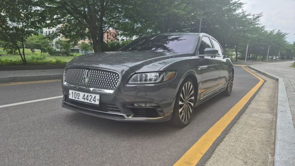 Lincoln Continental