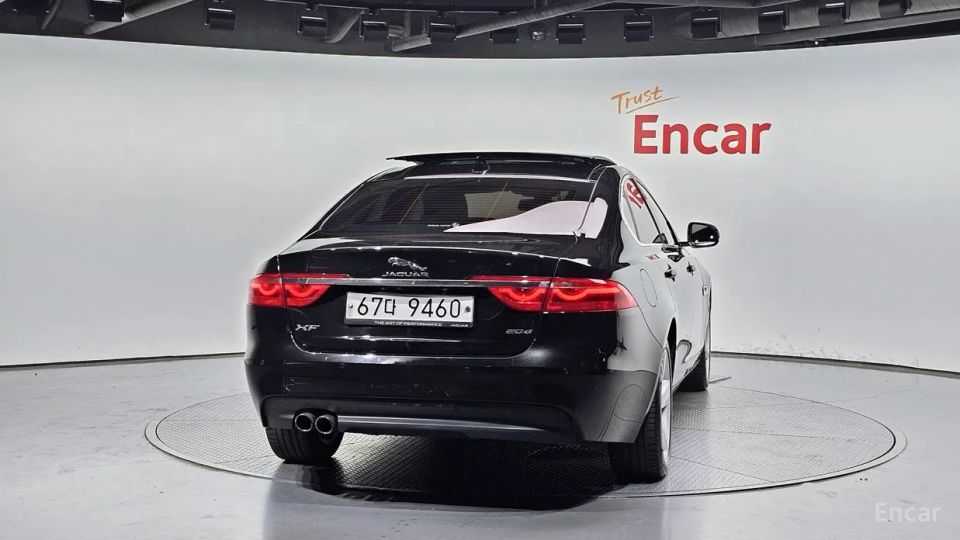 Jaguar xf